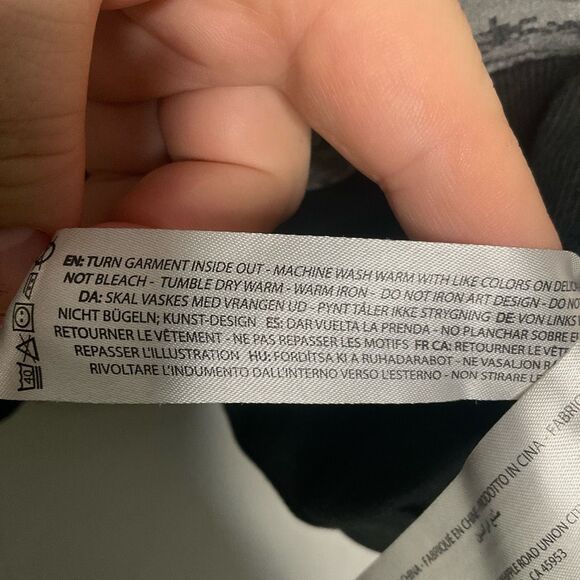 Ariat Pullover Mens XXL Hoodie Digital Camo Black Gray Patriot USA Flag Work Top - Picture 6 of 9